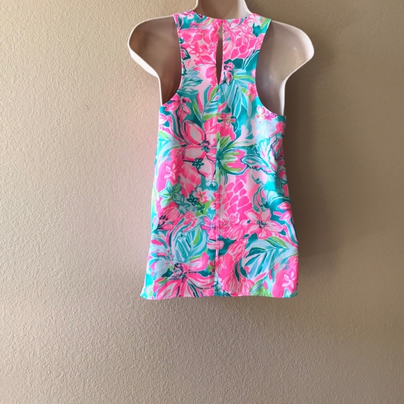 Lilly Pulitzer Lyle Hot on the Scene Pint top - Picture 7 of 11